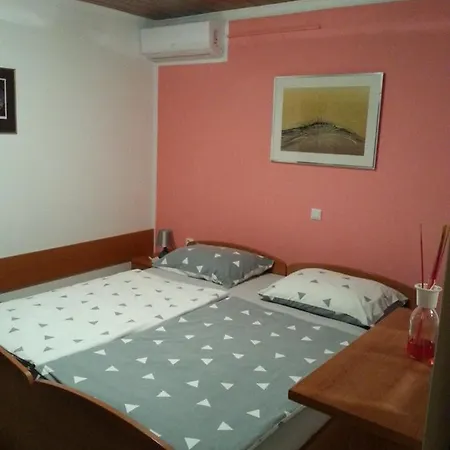 Apartmaji In Sobe Kocjancic Podcetrtek Exterior photo