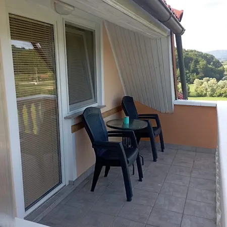 Apartmaji In Sobe Kocjancic Podcetrtek Exterior photo