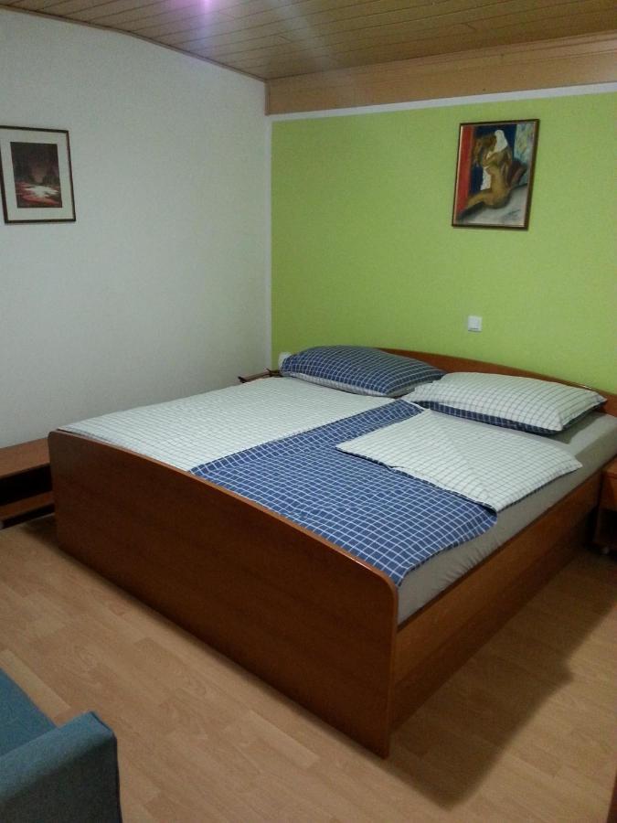 Apartmaji In Sobe Kocjancic *