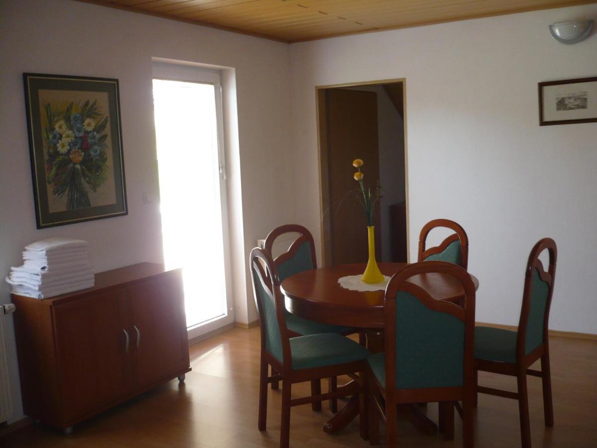 Apartmaji In Sobe Kocjancic